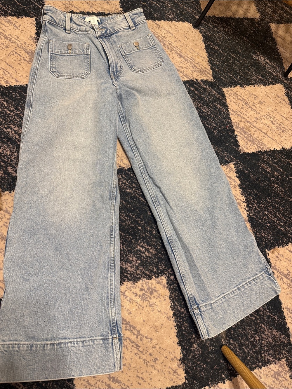 H&M Light Blue Denim Wide-Leg Jeans with Front Patch Pockets